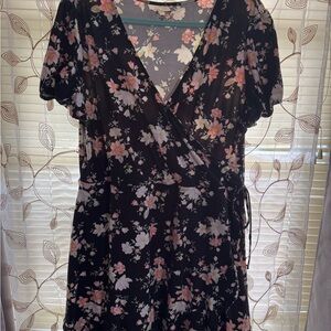 Chic Black Floral Mini Dress